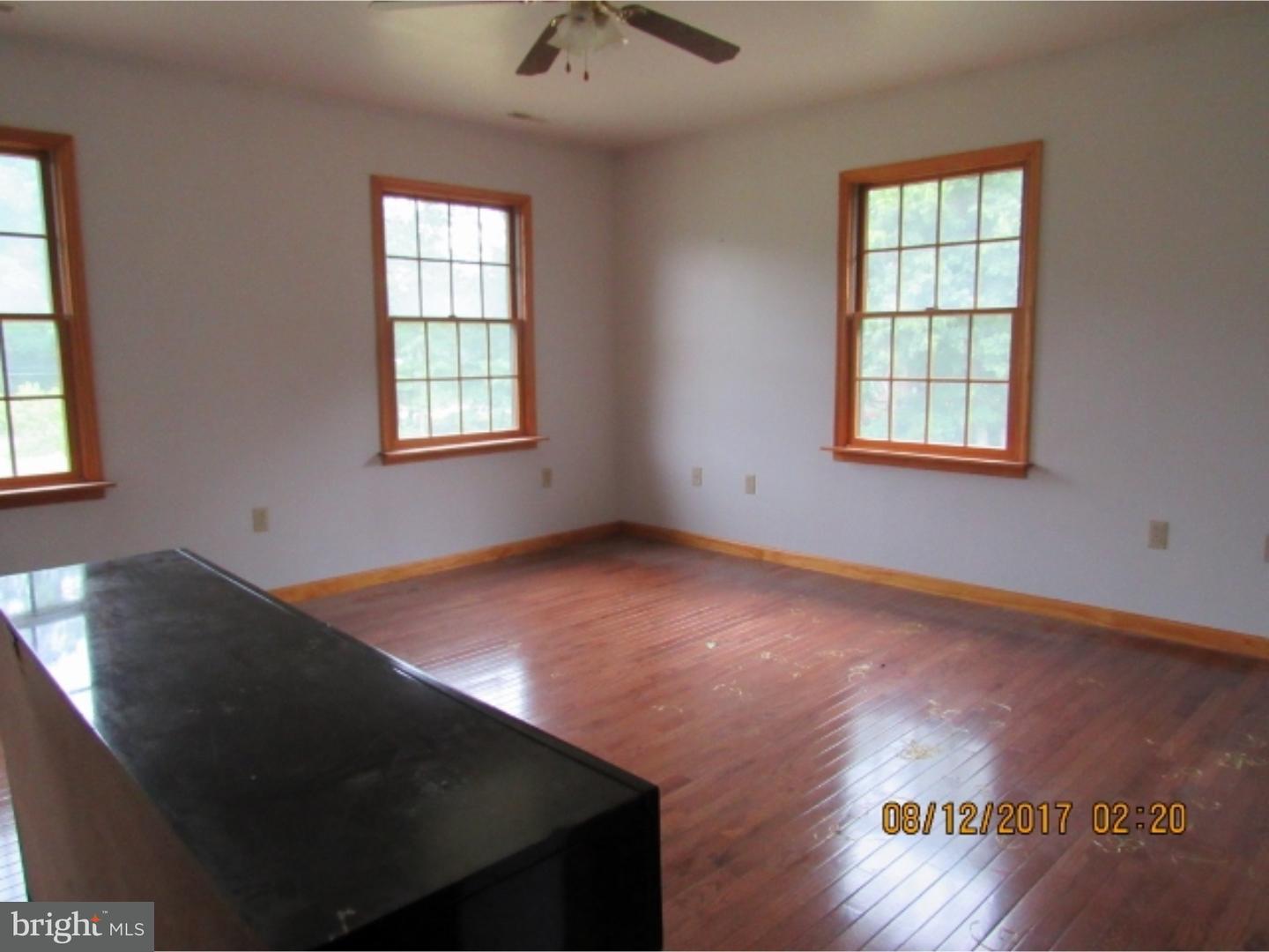 21 Cannon Range Road Milmay, NJ 08340 - Photo 5 of 22