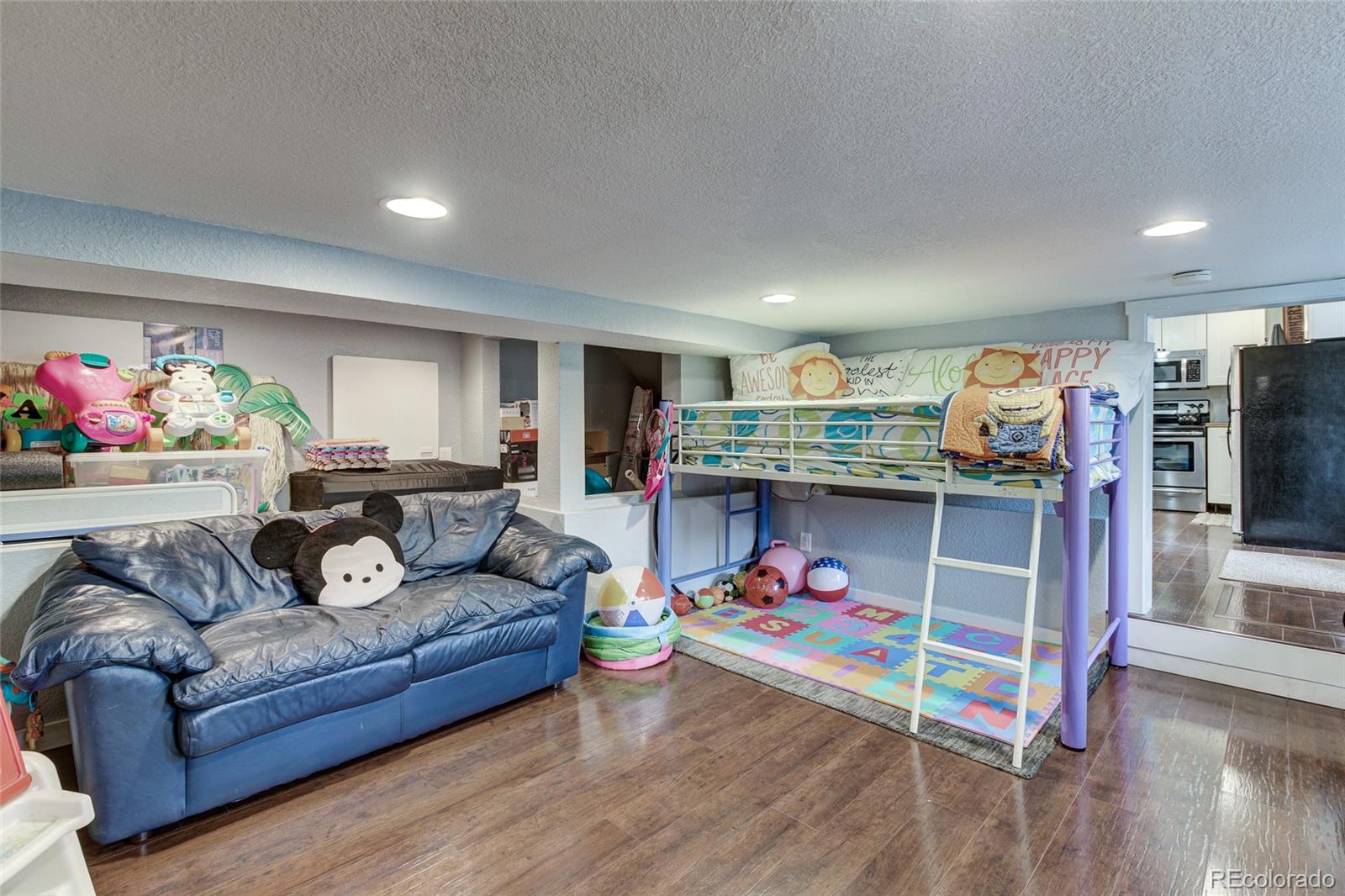 5148 Sydney Avenue Highlands Ranch, CO 80130 - Photo 26 of 40