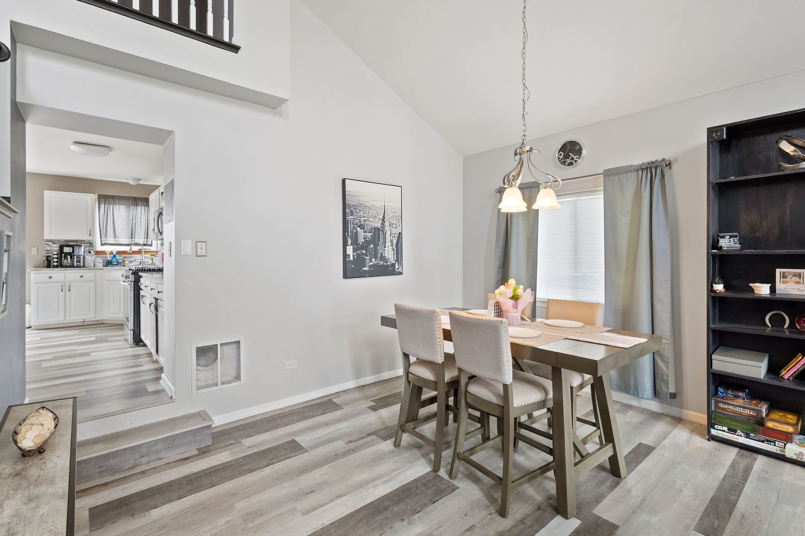 2102 Alpine Way Plainfield, IL 60586 - Photo 5 of 17