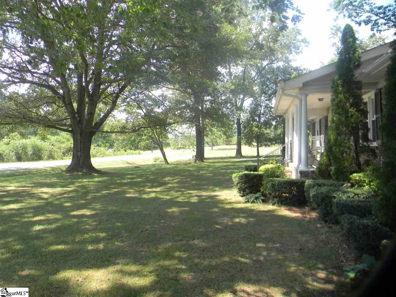 4481 Jordan Road Greer, SC 29651 - Photo 13 of 17