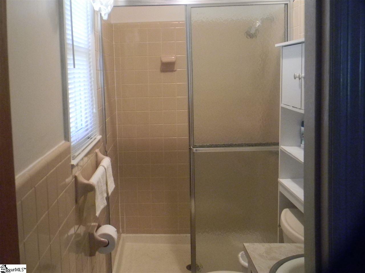 4481 Jordan Road Greer, SC 29651 - Photo 10 of 17