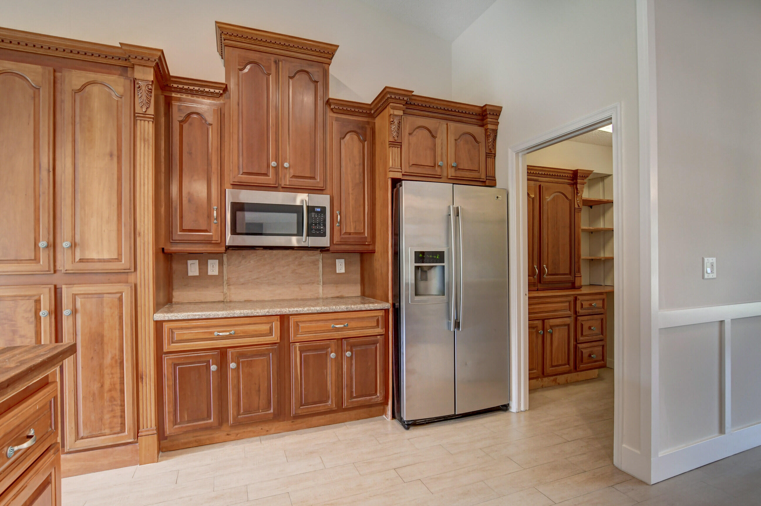 15576 86th Road North Loxahatchee, FL 33470 - Photo 26 of 59 Upgraded Wood Cabinetry