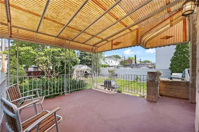 $1,150,000 | 2039 West 5th Street | Gravesend