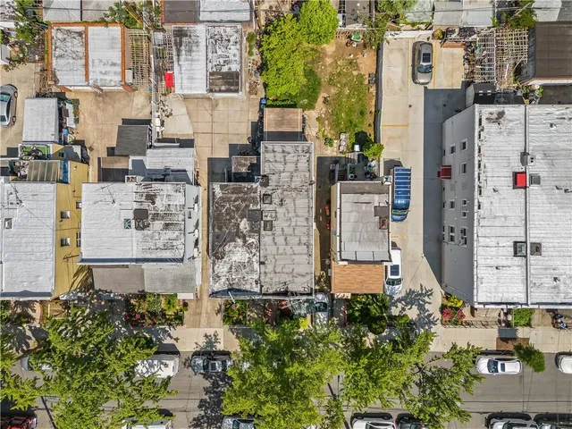 $1,150,000 | 2039 West 5th Street | Gravesend