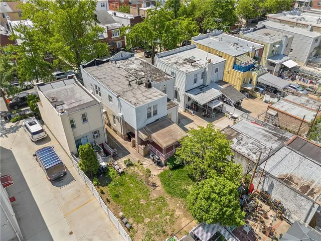 $1,150,000 | 2039 West 5th Street | Gravesend