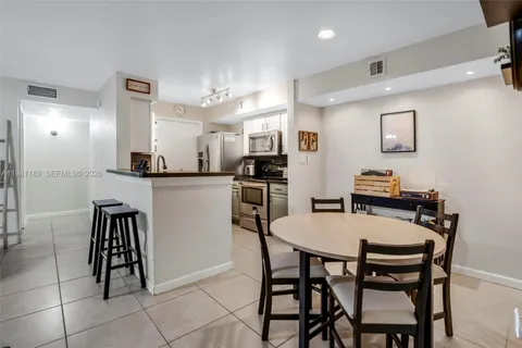 $215,000 | 875 Riverside Drive, Unit 712, Coral Springs, FL 33071