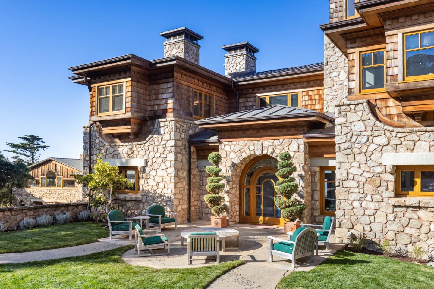 72 Fern Canyon Road Carmel, CA 93923 - Photo 5 of 66 a view of a building with garden