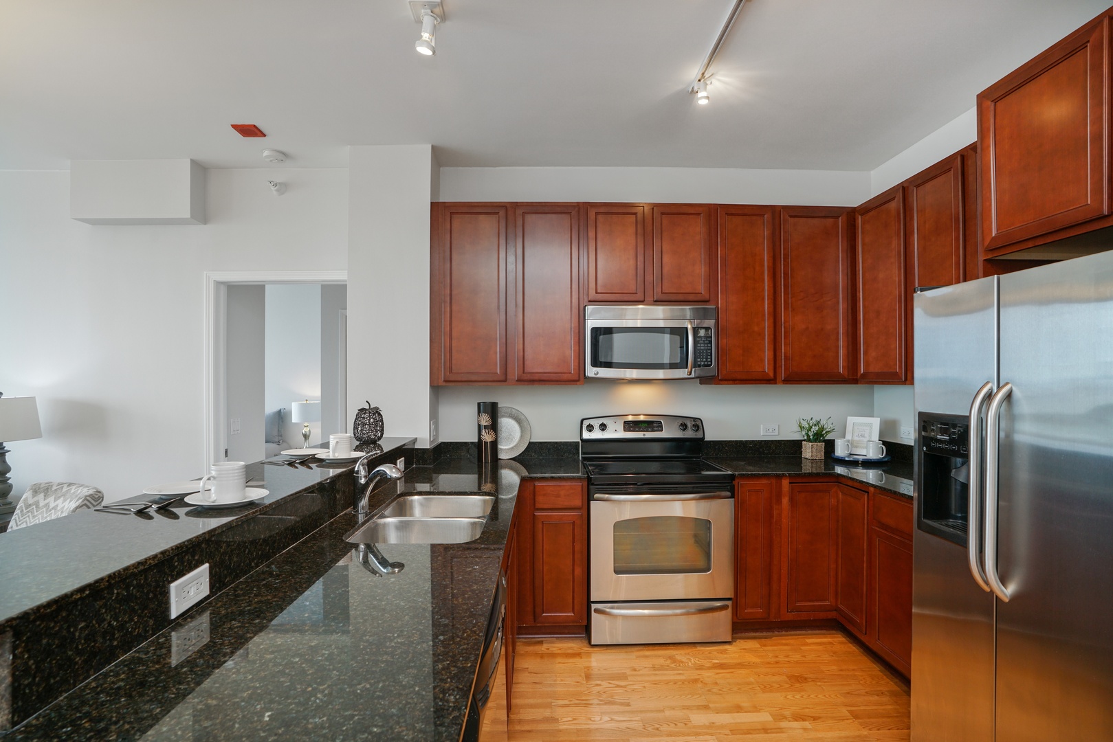 1629 South Prairie Avenue, Unit 1908 Chicago, IL 60616 - Photo 12 of 36