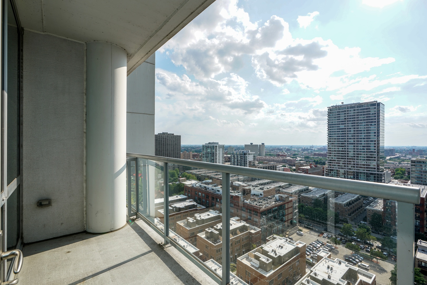 1629 South Prairie Avenue, Unit 1908 Chicago, IL 60616 - Photo 15 of 36