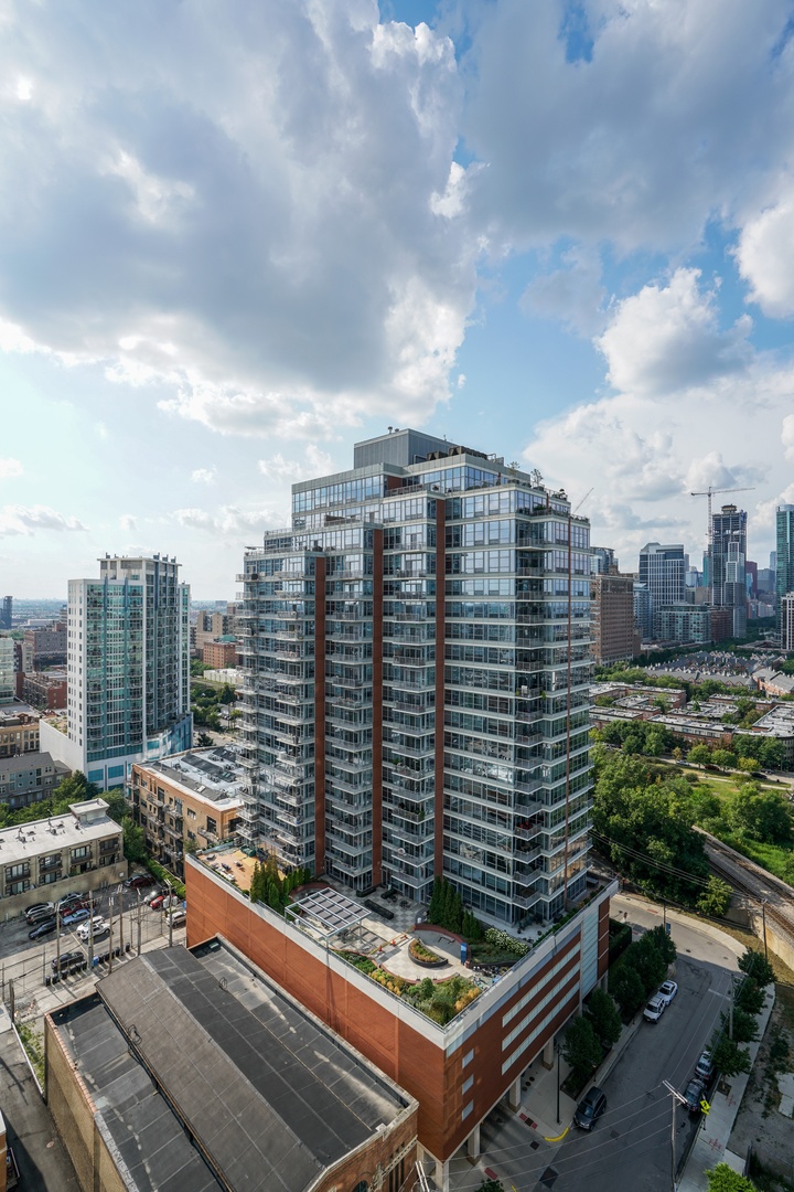 1629 South Prairie Avenue, Unit 1908 Chicago, IL 60616 - Photo 24 of 36