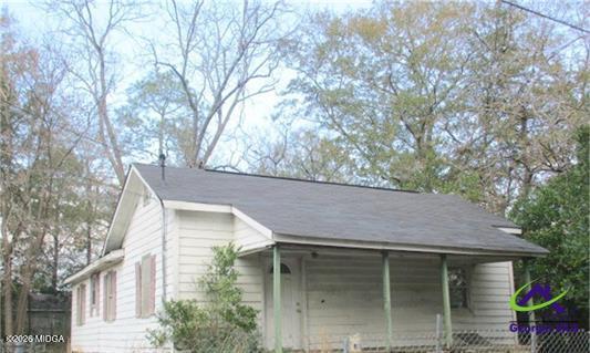 301 Fagan Circle Fort Valley, GA 31030 - Photo 1 of 1 front view of a house with a trees