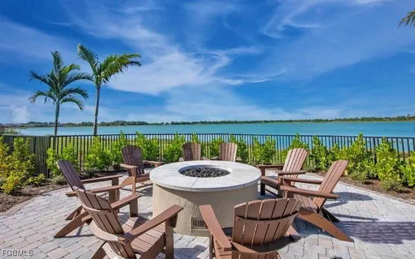 a view of a patio with garden and patio