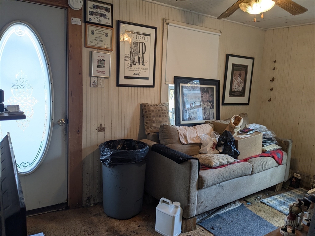 14 Washington Avenue Ashland, MA 01721 - Photo 7 of 23 a living room with furniture and a window