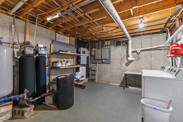 $299,900 | 7217 River Road, Lemington, VT 05903