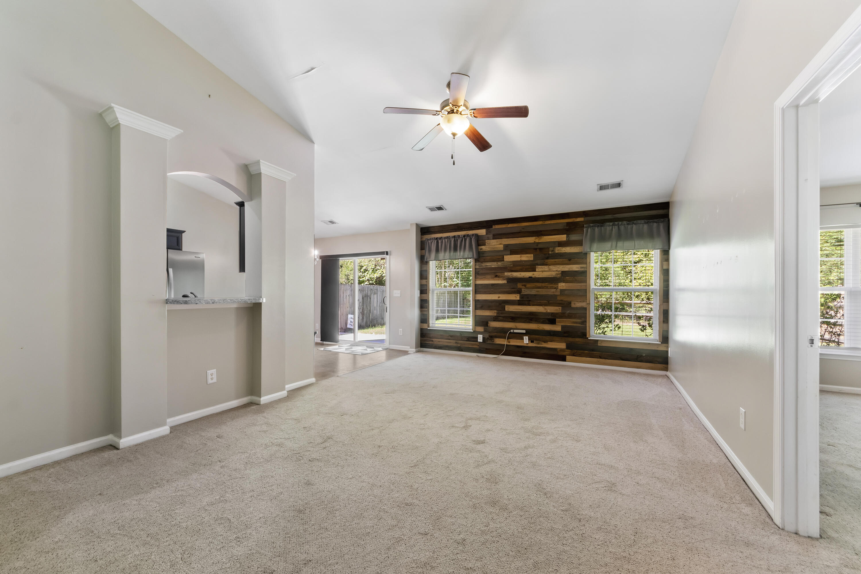 240 Island Green Road Goose Creek, SC 29445 - Photo 4 of 27 _01A2797