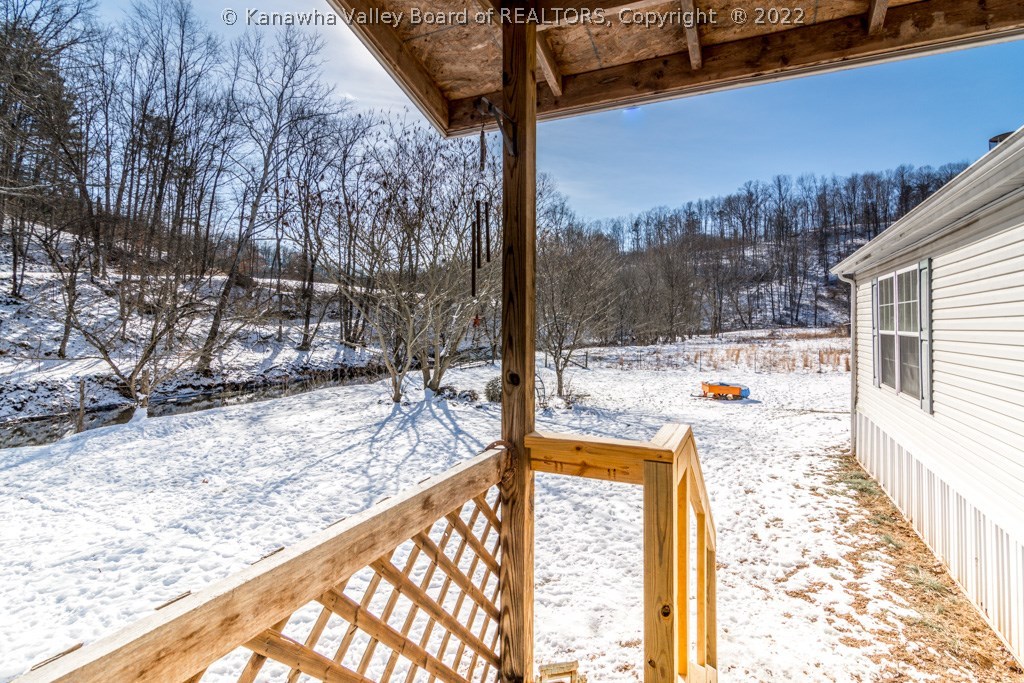 6811 Middle Fork Road Kenna, WV 25248 - Photo 4 of 30 Gallery Image 4