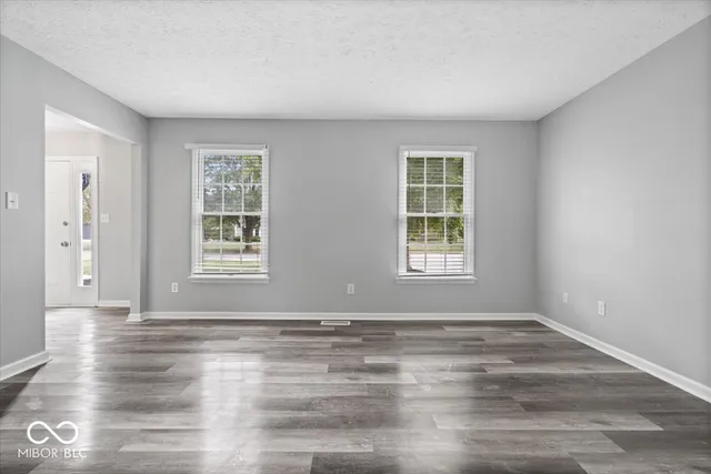 $415,000 | 8414 Anchorage Court, Indianapolis, IN 46236