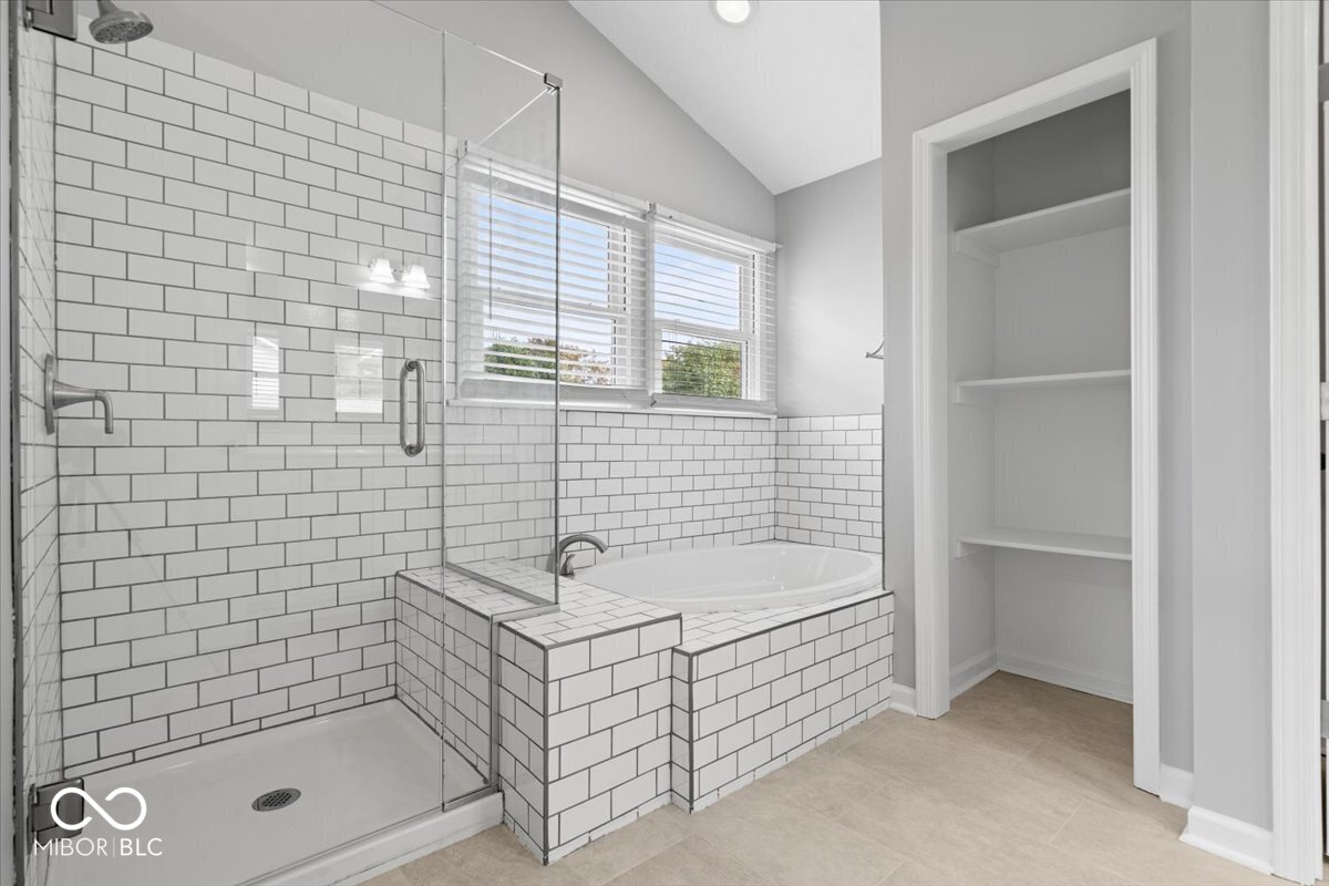 8414 Anchorage Court Indianapolis, IN 46236 - Photo 22 of 36