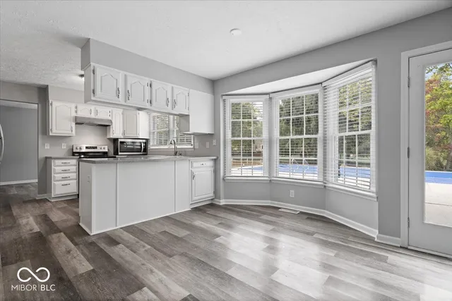 $415,000 | 8414 Anchorage Court, Indianapolis, IN 46236