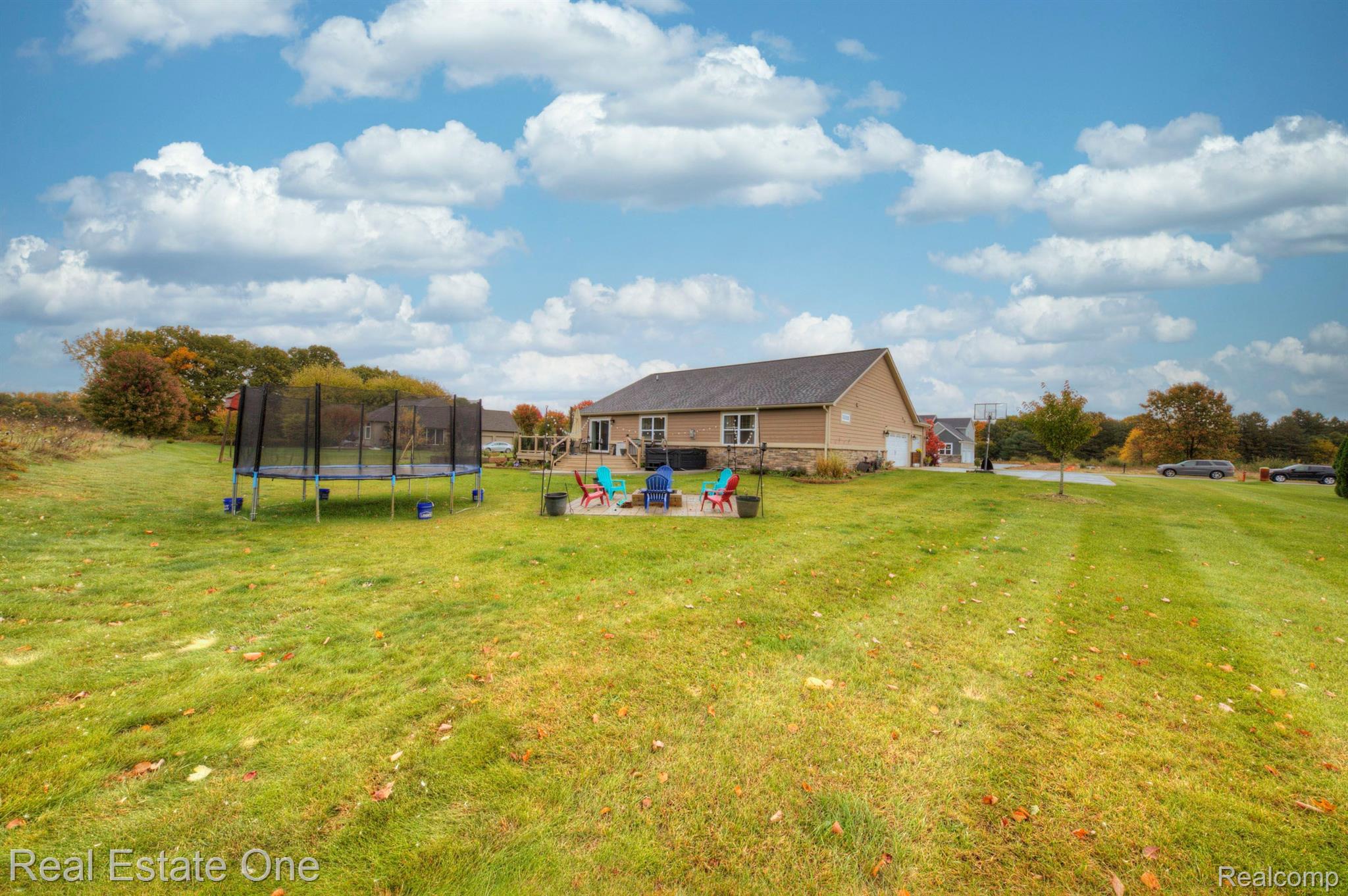 3593 Outback Trail Pinckney, MI 48169 - Photo 13 of 71 Gallery Image 13