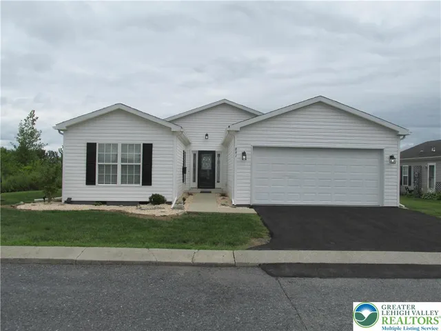 $370,000 | 891 Biltmore Avenue, Easton, PA 18040