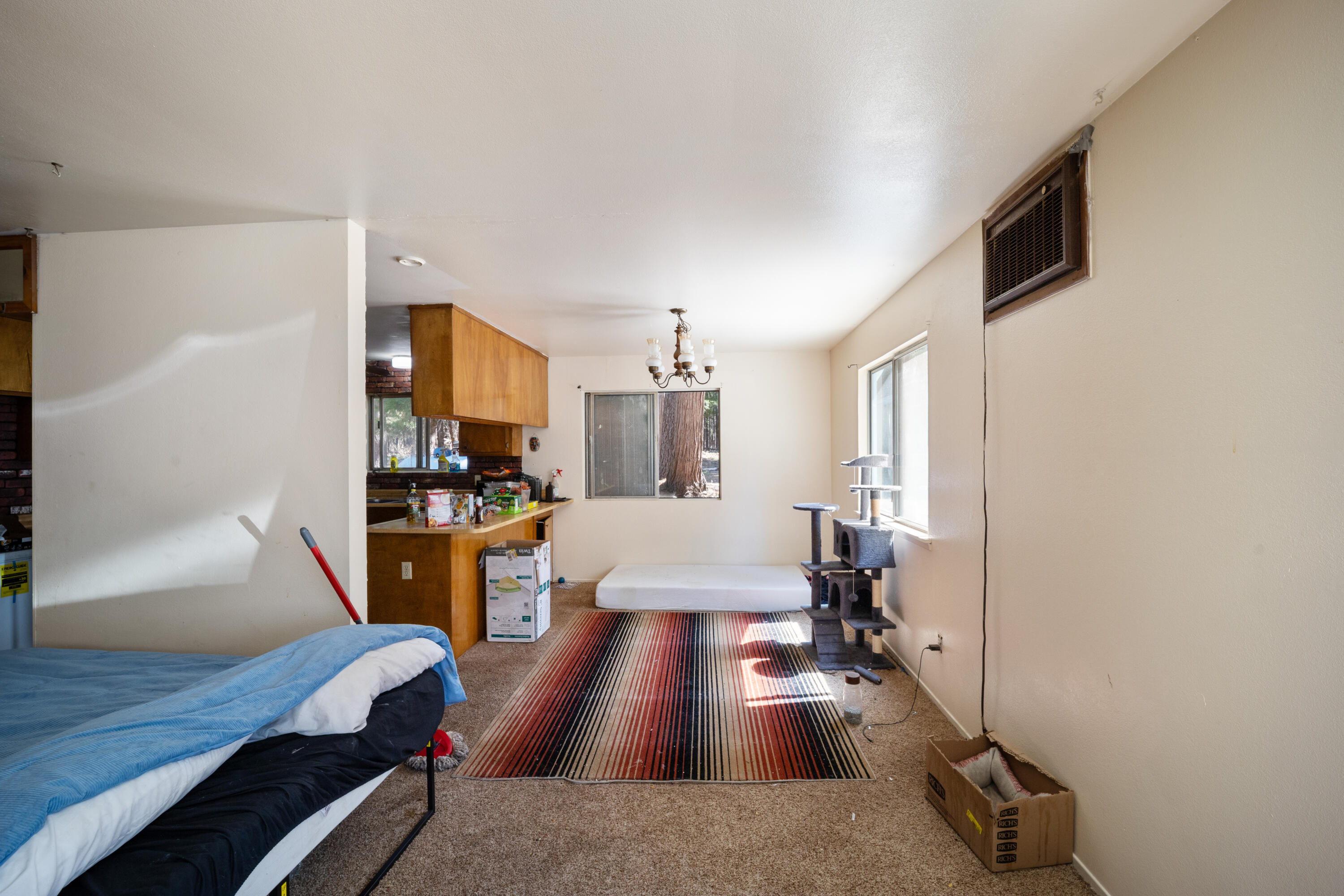 34610 Westward Ho Road Shingletown, CA 96088 - Photo 23 of 34 Interior05