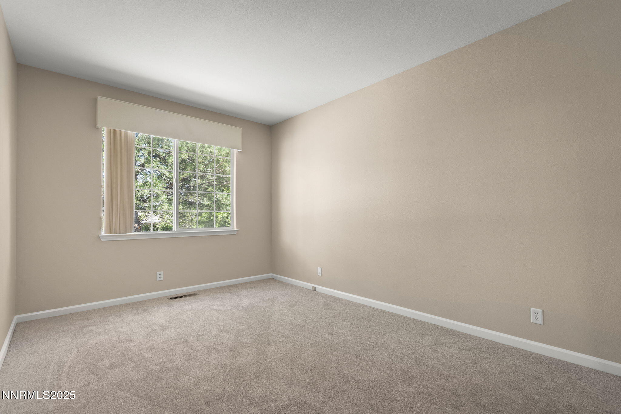 1060 Flanders Road Reno, NV 89511 - Photo 18 of 33 27-web-or-mls-_DSC0280