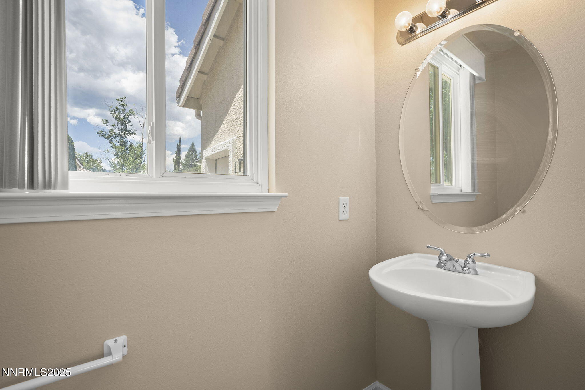 1060 Flanders Road Reno, NV 89511 - Photo 22 of 33 31-web-or-mls-_DSC0251