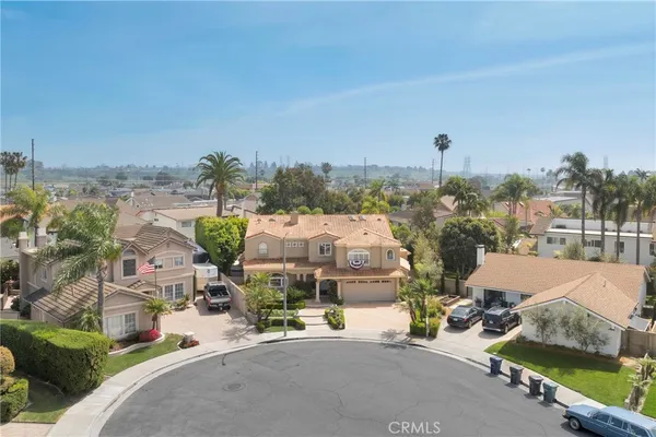 $3,250,000 | 9902 Lapworth Circle, Huntington Beach, CA 92646