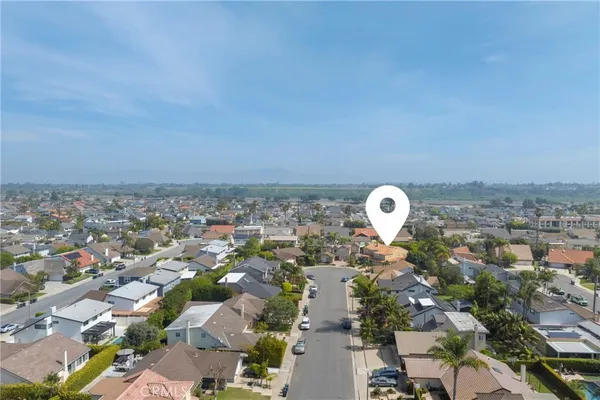 $3,250,000 | 9902 Lapworth Circle, Huntington Beach, CA 92646
