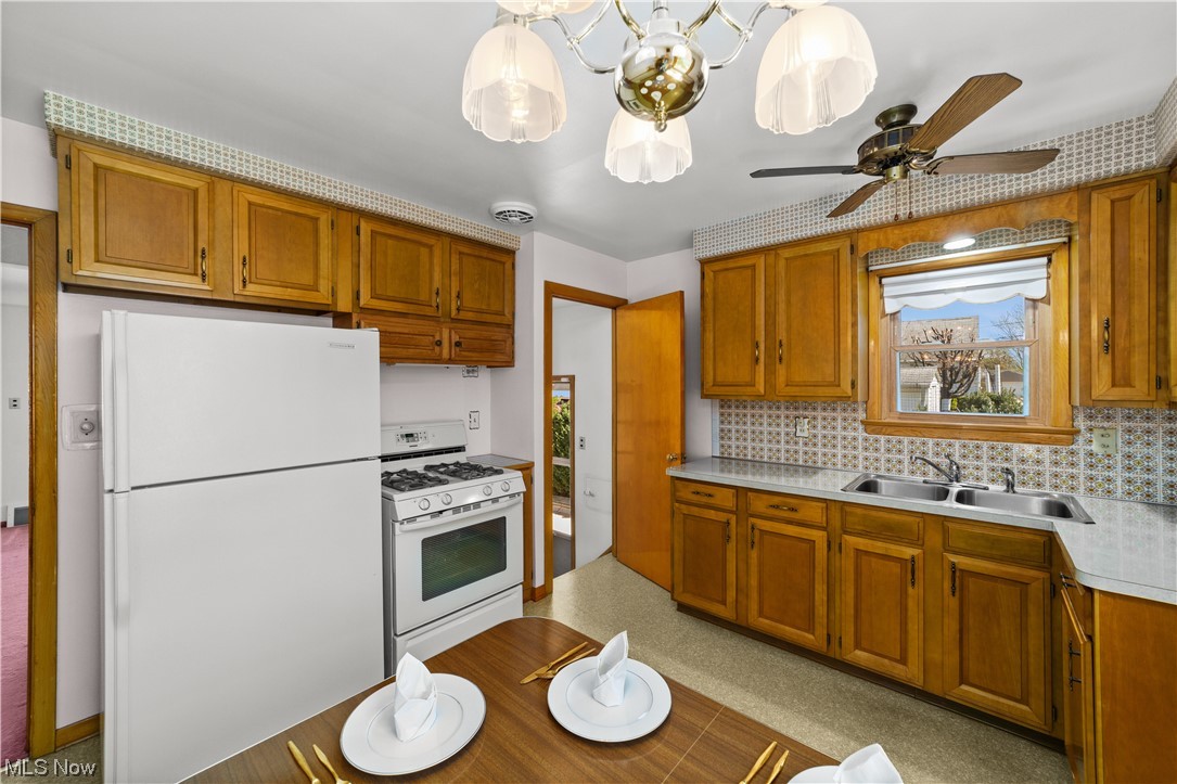 29316 Barjode Road Willowick, OH 44095 - Photo 8 of 35 Gallery Image 8