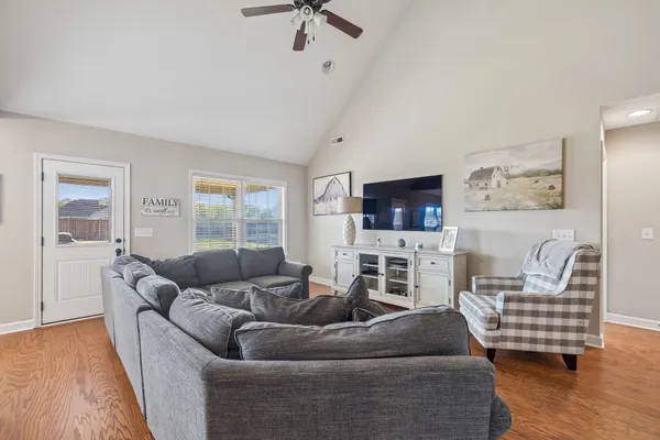 $448,000 | 2928 Ronstadt Drive, Christiana, TN 37037