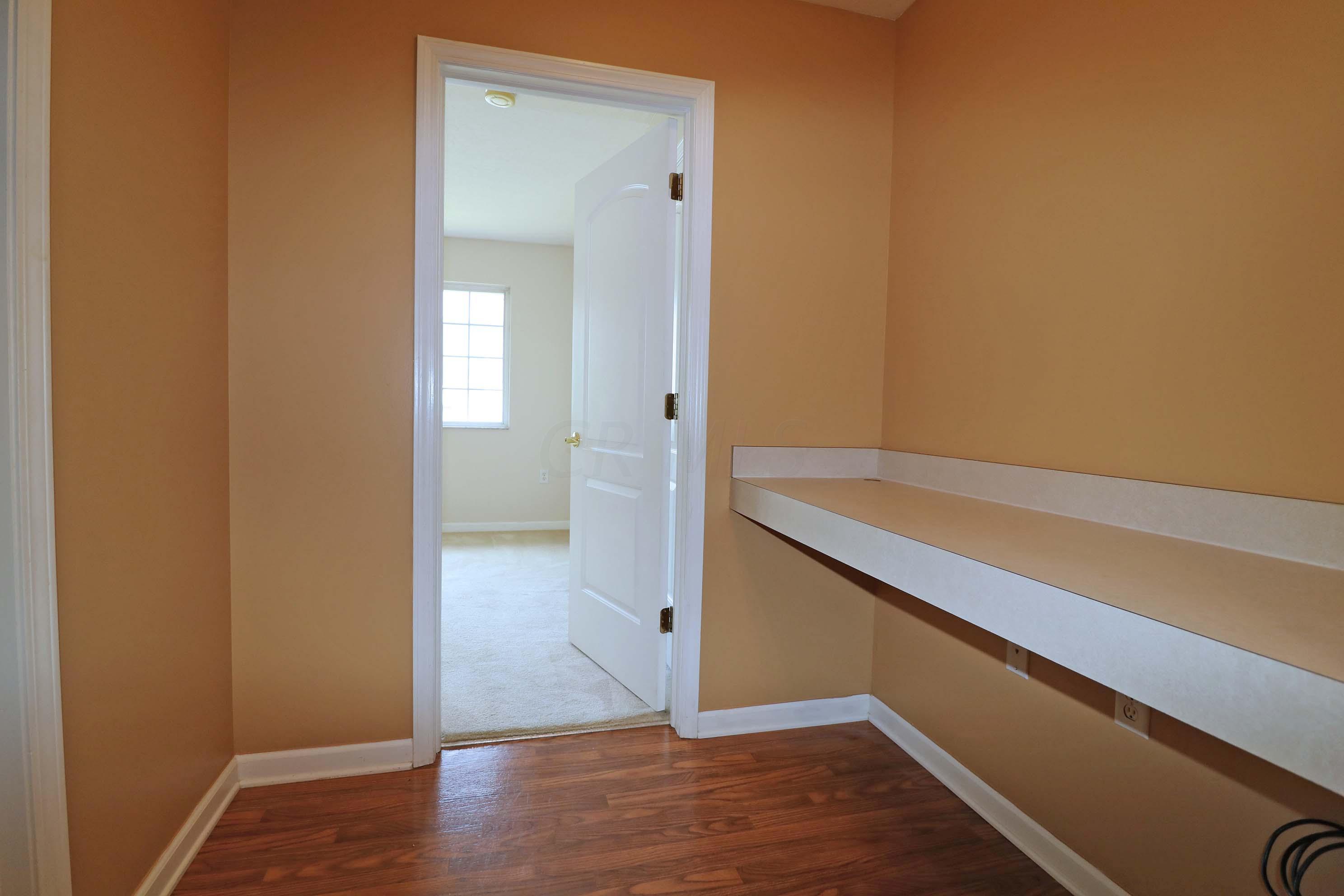 649 Spring Valley Drive Lewis Center, OH 43035 - Photo 11 of 30
