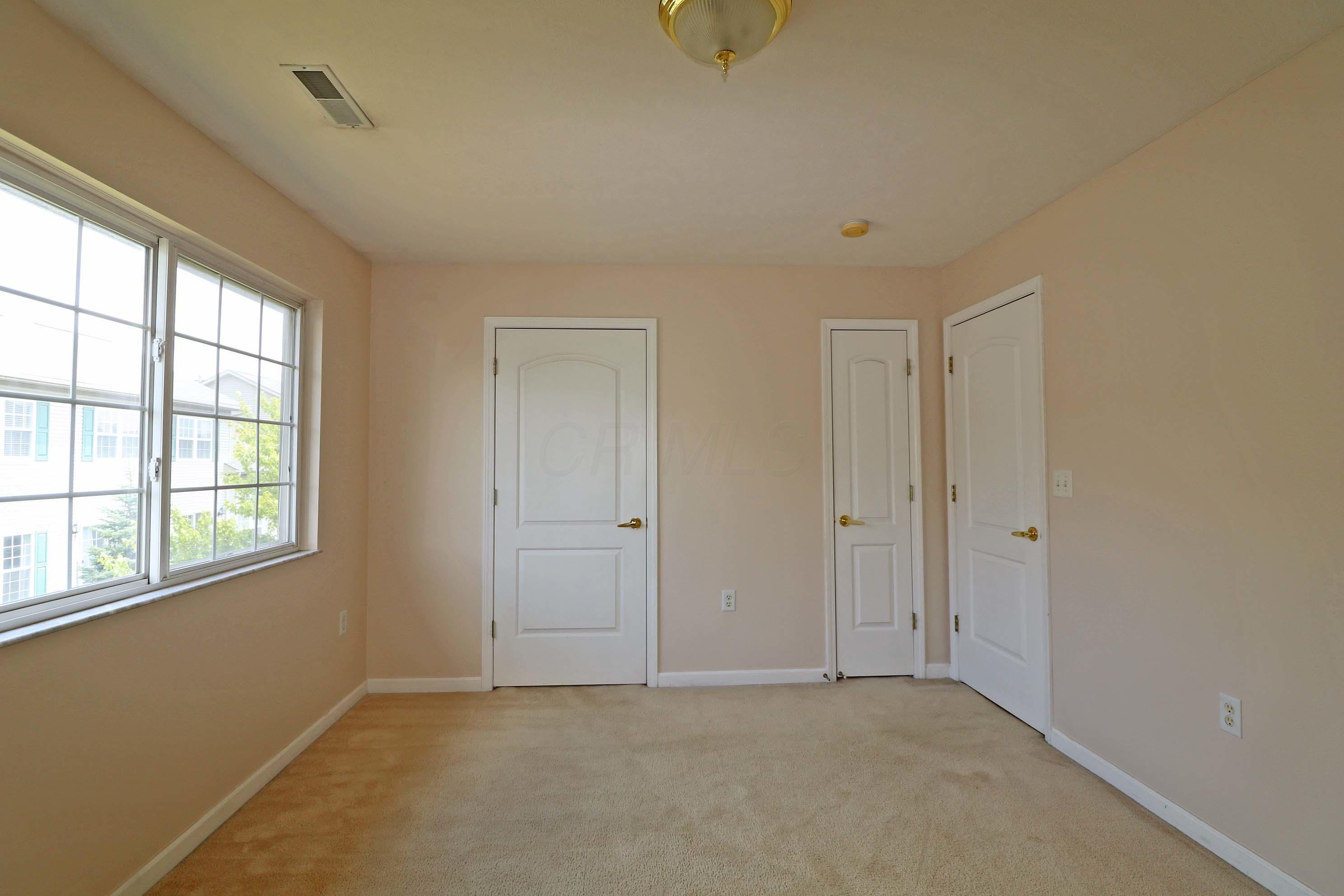 649 Spring Valley Drive Lewis Center, OH 43035 - Photo 9 of 30