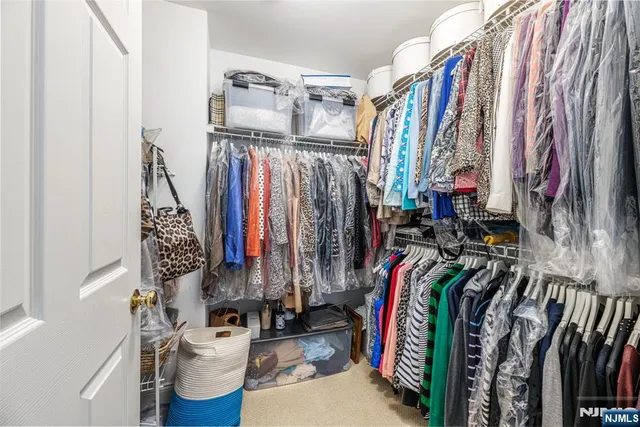 $589,999 | 19 Briar Court, Hamburg, NJ 07419