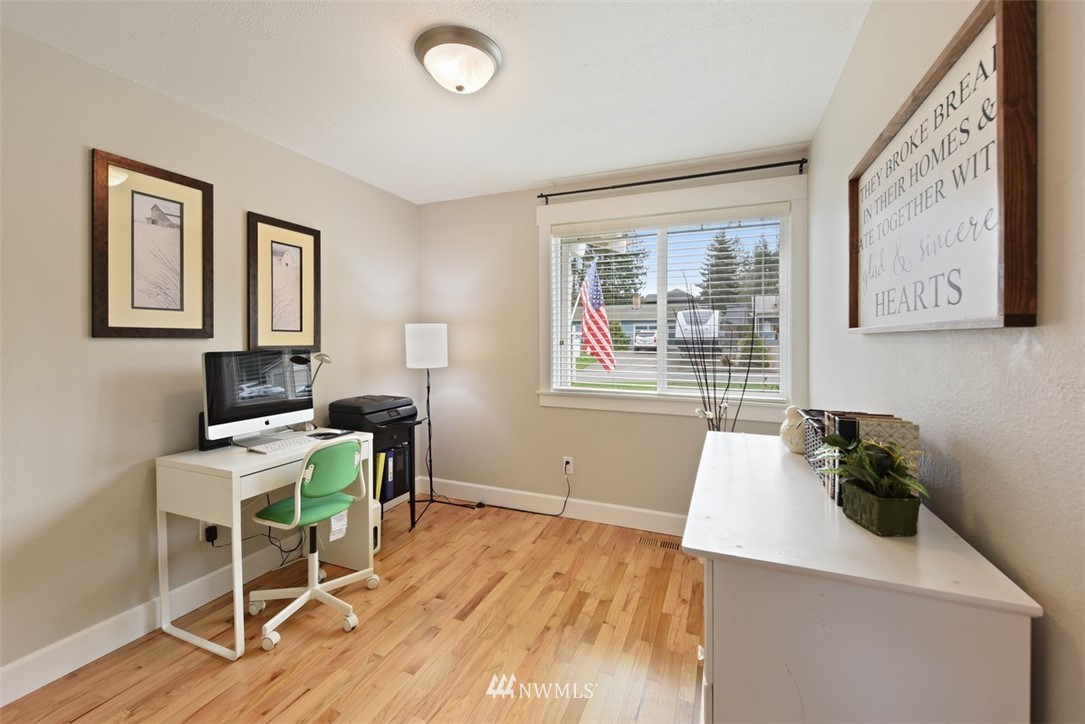 3613 199th Street Southeast Bothell, WA 98012 - Photo 13 of 16