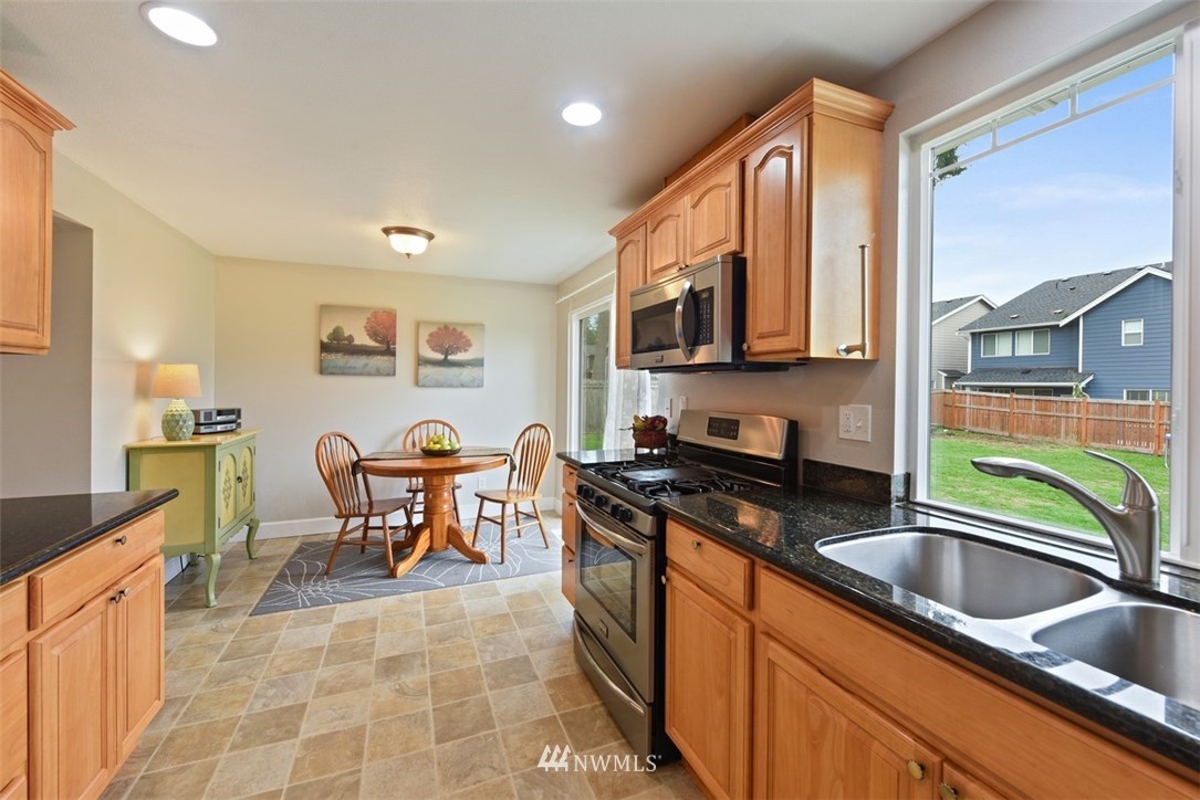 3613 199th Street Southeast Bothell, WA 98012 - Photo 7 of 16