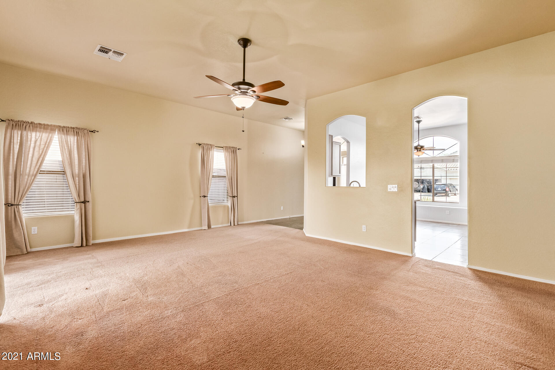746 East Ranch Road Gilbert, AZ 85296 - Photo 6 of 25 6 - Ranch