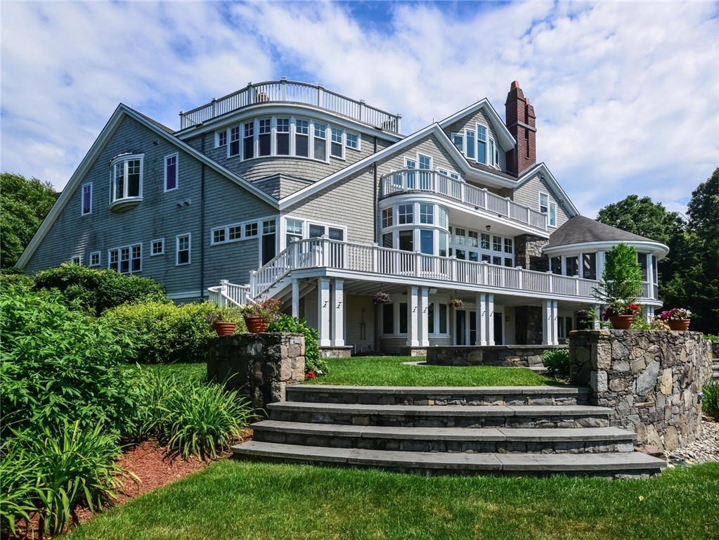 1173 North Main Road Jamestown, RI 02835 - Photo 26 of 40 Exterior Rear View