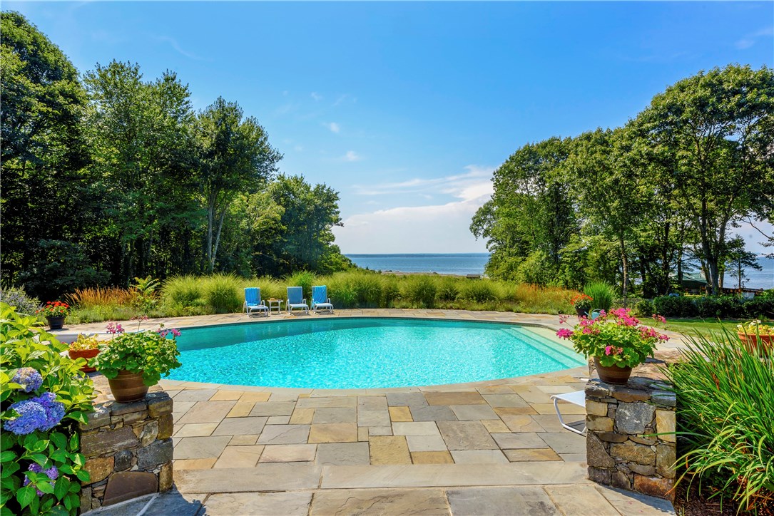 1173 North Main Road Jamestown, RI 02835 - Photo 10 of 40