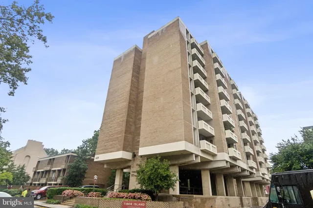 a front view of a building