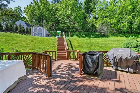 $479,900 | 111 Creekside Court, Venetia, PA 15367