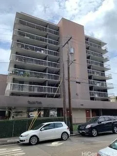 $1,800 | 1155 Hassinger Street, Unit 602, Honolulu, HI 96822