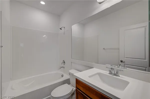 $2,950 | 630 Great River Avenue, Las Vegas, NV 89183