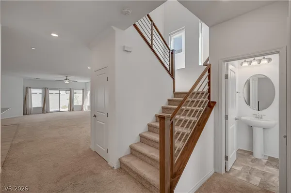 $2,950 | 630 Great River Avenue, Las Vegas, NV 89183