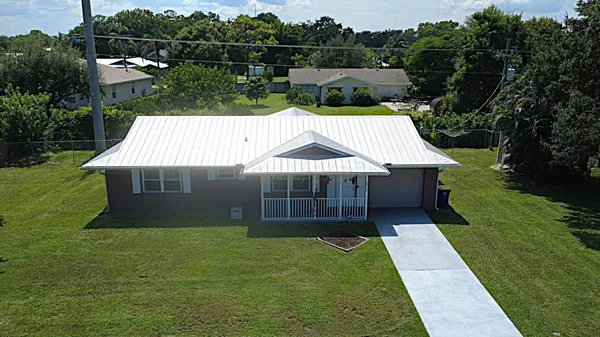 $375,000 | 5572 Southeast Cable Drive, Stuart, FL 34997