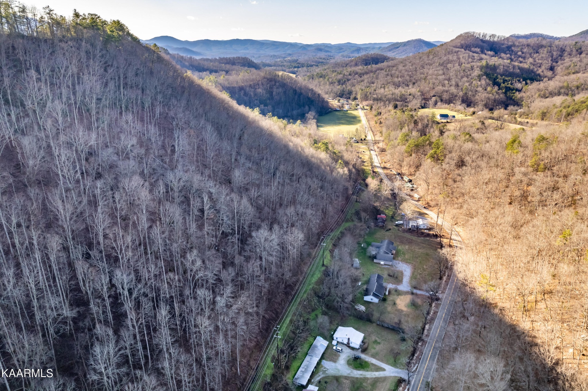 914 Wears Valley Road Townsend, TN 37882 - Photo 47 of 48 a view of a house with a mountain