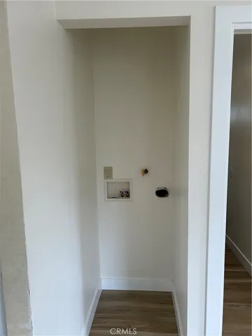 a house view with a backyard space