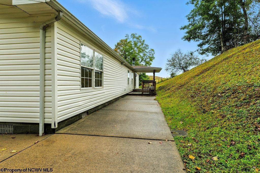 1756 Corbin Branch Road Bridgeport, WV 26330 - Photo 14 of 50 Gallery Image 14