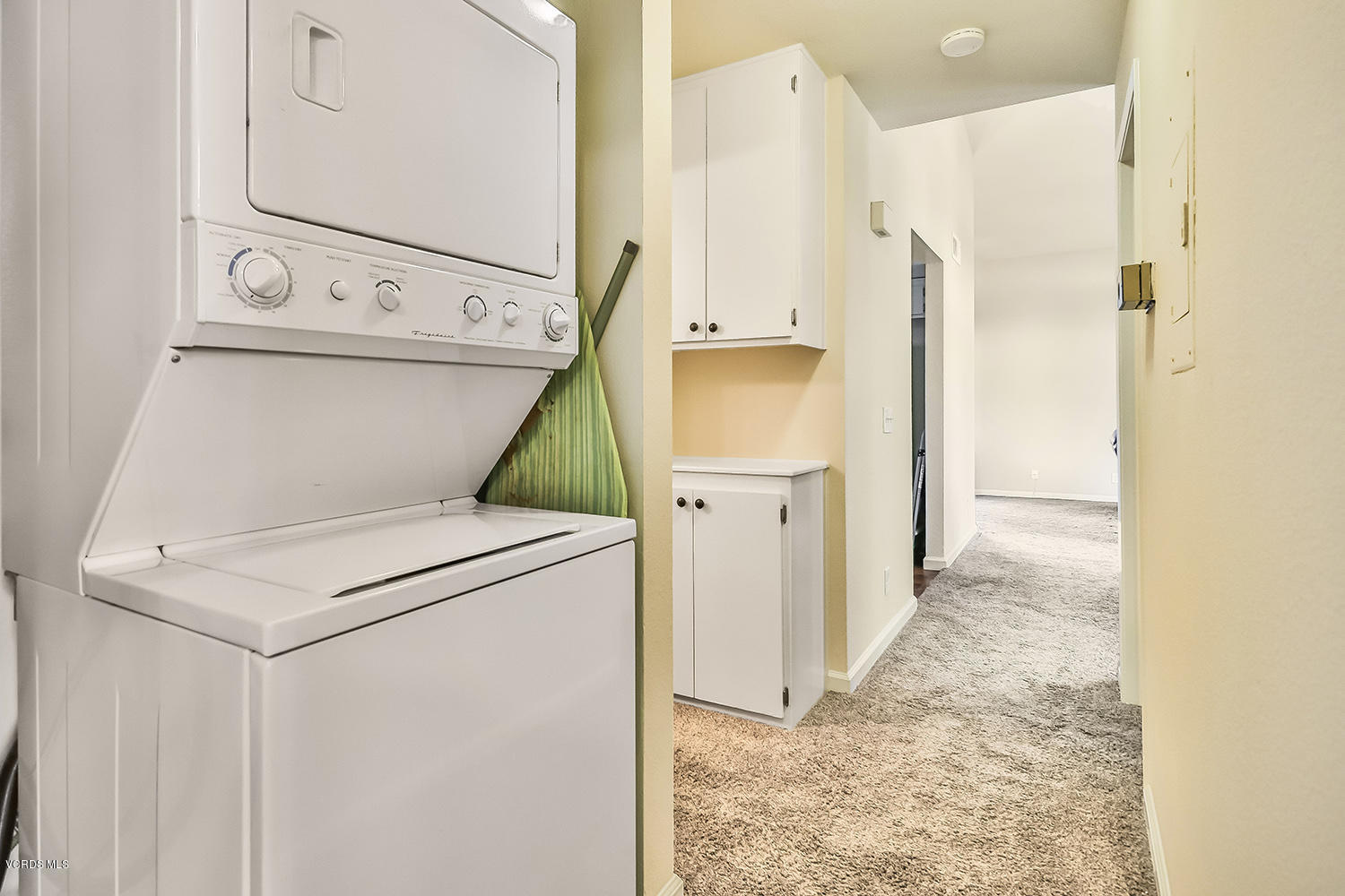 1742 Sinaloa Road, Unit 430 Simi Valley, CA 93065 - Photo 22 of 37 gLaundry